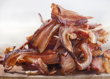 Vědci objevili řasu, která chutná jako slanina a je dvakrát zdravější než kapusta