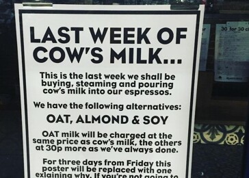 Oblíbená londýnská kavárna končí s kravským mlékem